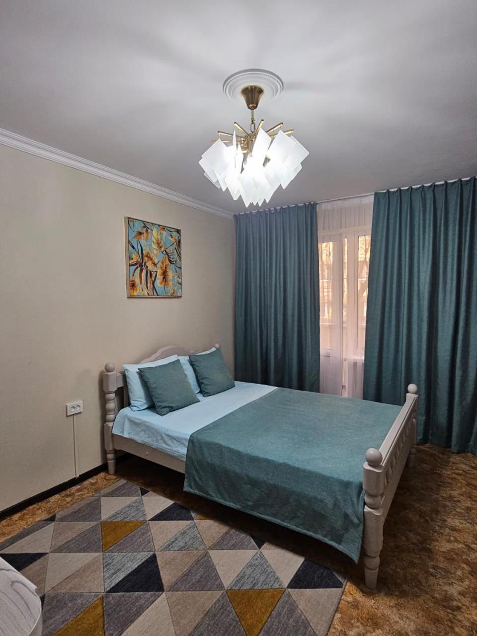 Апартаменты На Улице Клочкова, 128 Almatı Dış mekan fotoğraf